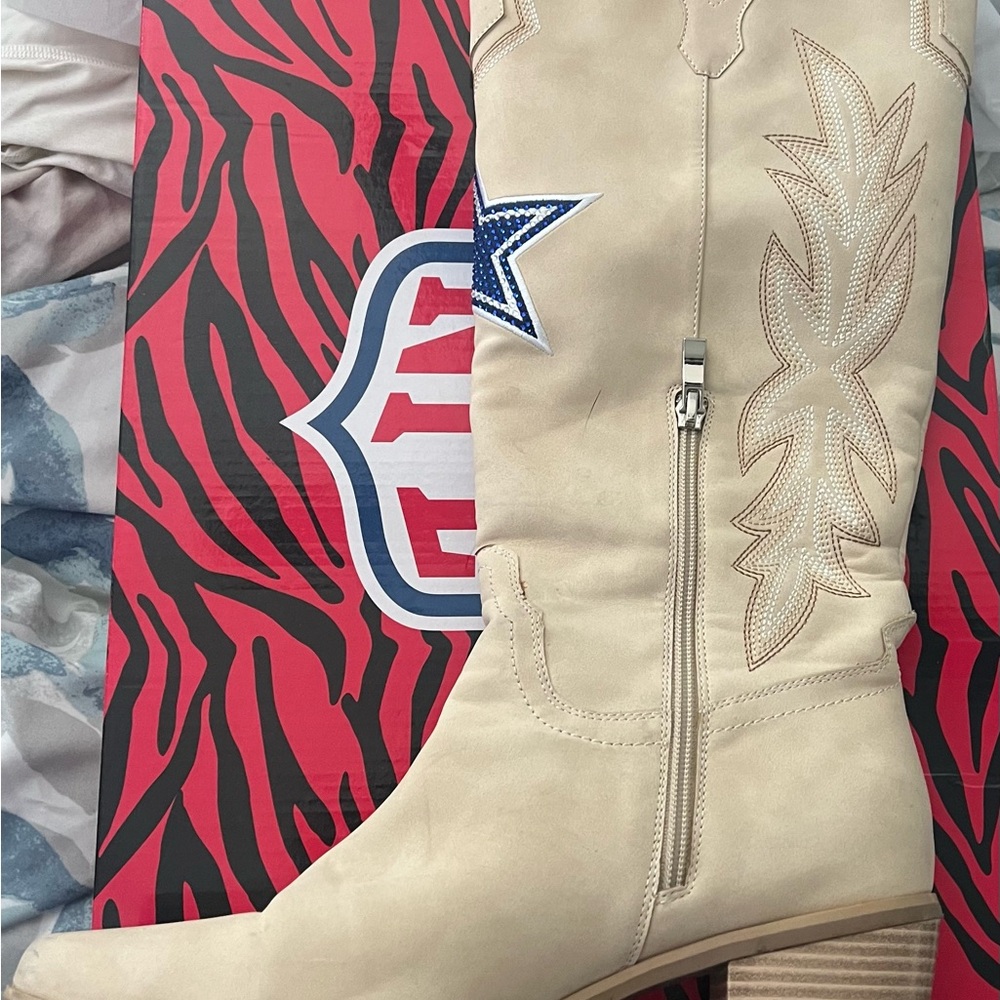 Dallas Cowboys Boots - Picture 8 of 9